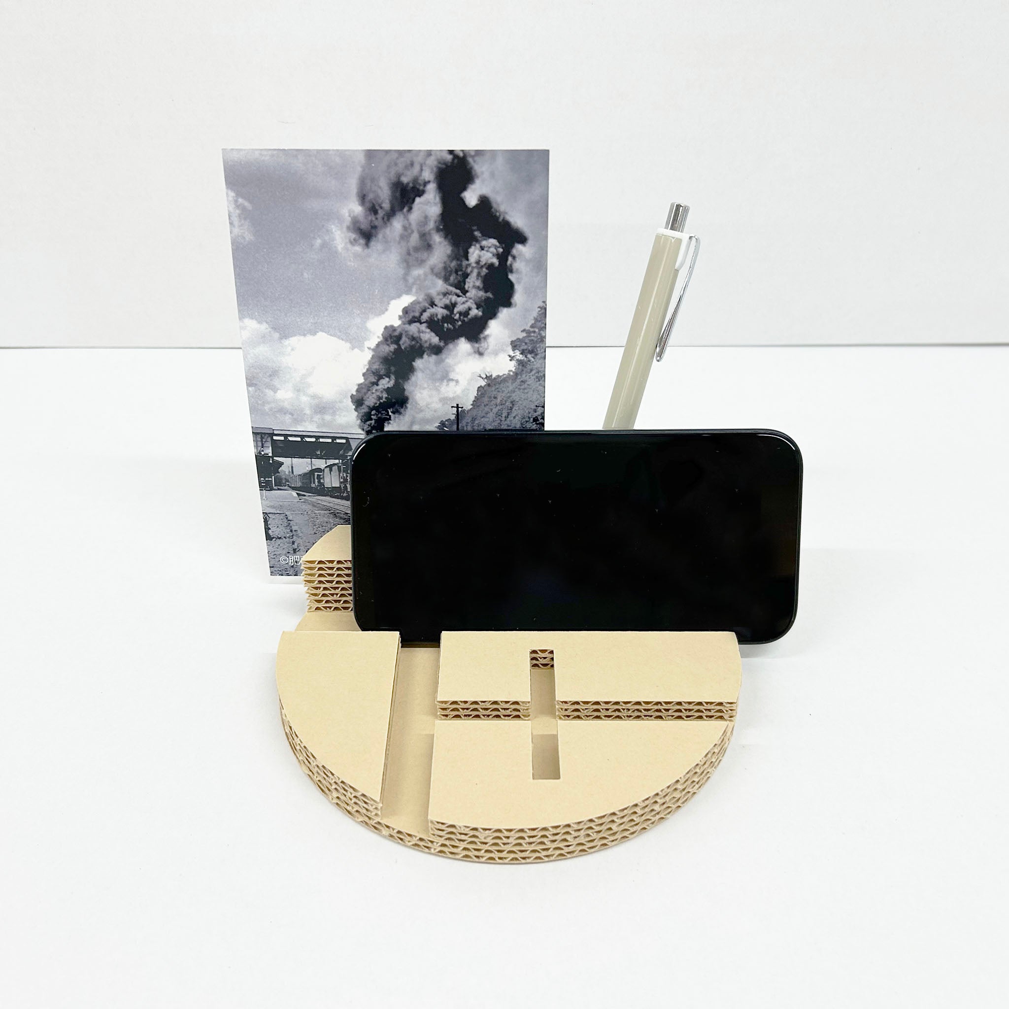 CUNE 木のマルチスタンド 木のマルチスタンド｜ウサギがいる｜CUNE ONLINE STORE