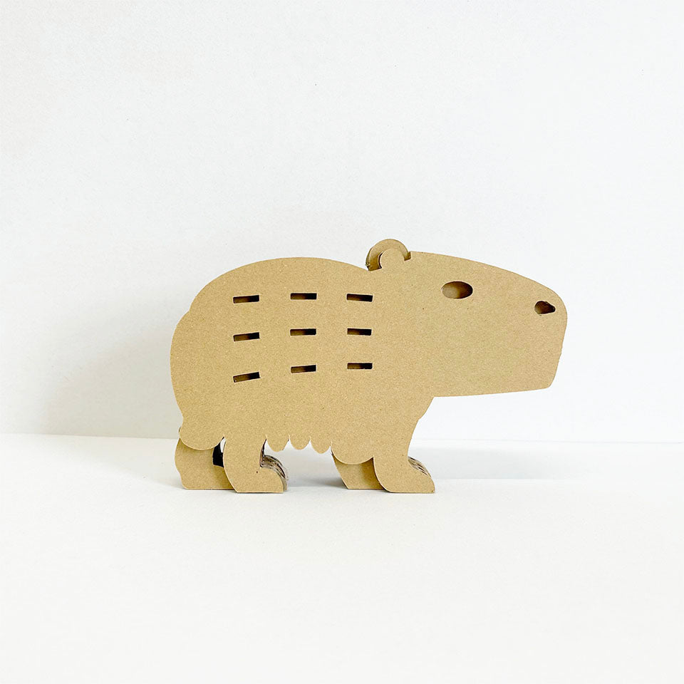 アニマル組み立てキット【カピバラ】 – 9D -キューダ-｜九州ダンボール